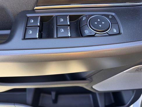 New 2025 Ford F150 Lightning Lariat image 16