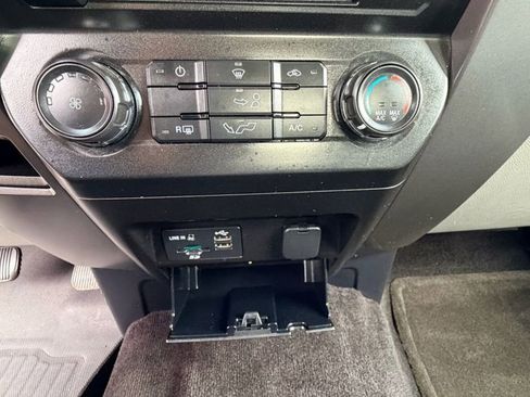 Used 2015 Ford F150 XLT w/ Equipment Group 301A Mid image 28