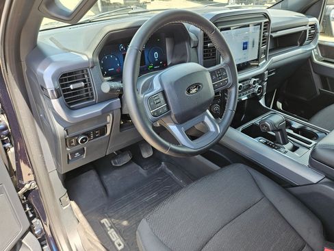 Used 2025 Ford F150 XLT w/ Equipment Group 301A Standard AWD/4WD image 16