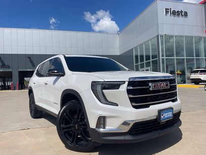 Used 2024 GMC Acadia Elevation w/ Luxury Package
