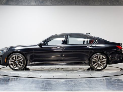 Used 2022 BMW M760i xDrive AWD/4WD image 46