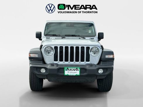 Used 2024 Jeep Wrangler Sport S image 8