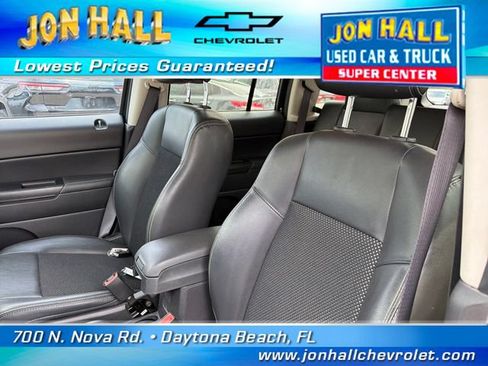 Used 2016 Jeep Patriot Sport w/ Power Value Group AWD/4WD image 16
