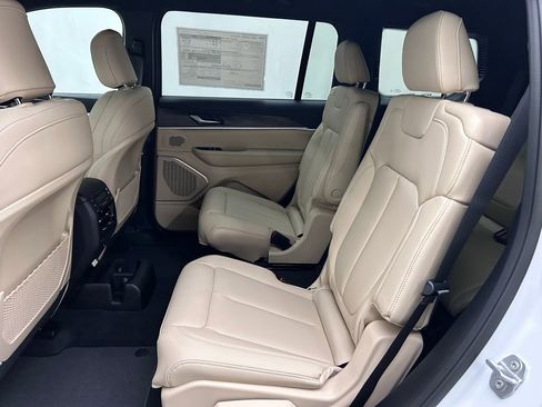 New 2026 Jeep Grand Cherokee L Limited image 14