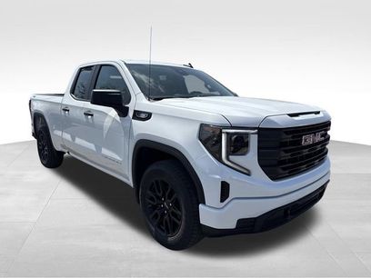 New 2026 GMC Sierra 1500 Pro w/ Graphite Edition