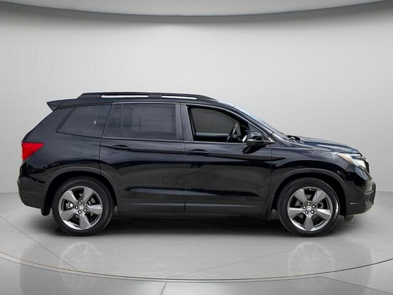 Used 2019 Honda Passport Touring image 7
