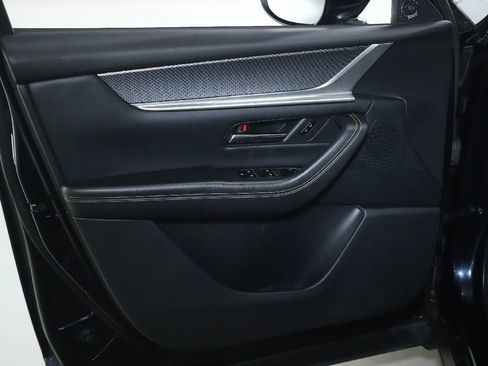 Used 2024 MAZDA CX-90 Plug-In Hybrid w/ Preferred AWD/4WD image 16