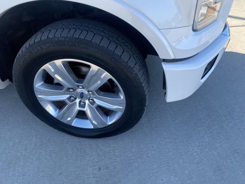 Used 2015 Ford F150 Platinum w/ Equipment Group 701A Luxury image 2