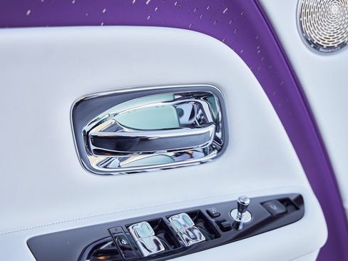 Used 2024 Rolls-Royce Spectre w/ Spectre Launch Package image 22