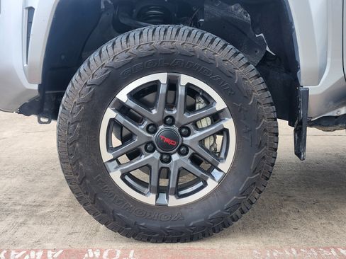 Used 2024 Toyota Tacoma TRD Sport RWD image 7