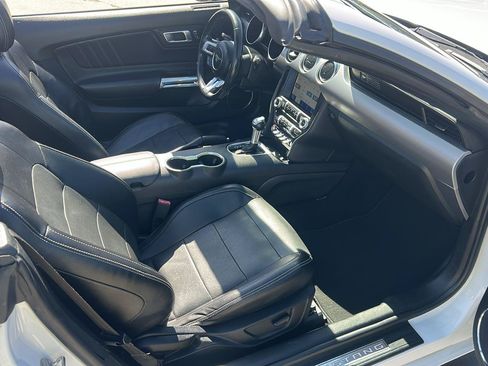 Used 2020 Ford Mustang Premium RWD image 14