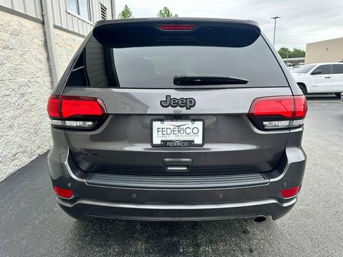 Used 2020 Jeep Grand Cherokee Altitude AWD/4WD image 4