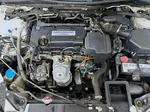 Used 2013 Honda Accord Sport image 30