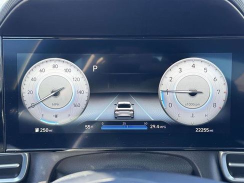 Used 2023 Hyundai Elantra SEL w/ Convenience Package image 17