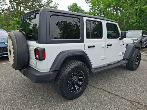 Used 2018 Jeep Wrangler Unlimited Sport S AWD/4WD image 5