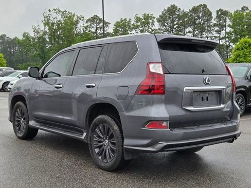 Used 2020 Lexus GX 460 Luxury w/ Luxury Sport Package AWD/4WD image 3