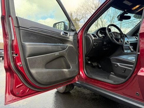 Used 2021 Jeep Grand Cherokee Limited image 7