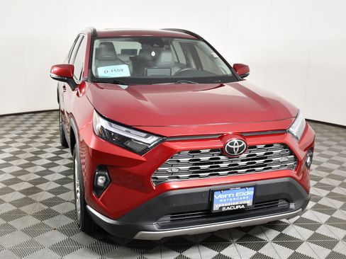 Used 2022 Toyota RAV4 Limited w/ Limited Grade Weather Package AWD/4WD image 3