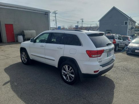 Used 2013 Jeep Grand Cherokee Laredo image 5
