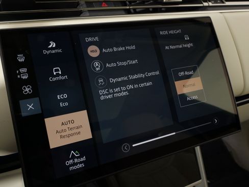 Used 2025 Land Rover Range Rover Long Wheelbase SE image 61