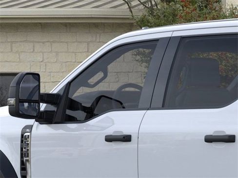 New 2026 Ford F550 4x4 Crew Cab image 20