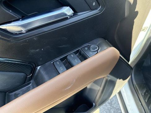 Used 2026 GMC Canyon AT4 image 14