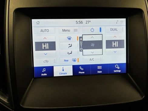 Used 2020 Ford Edge SE image 20