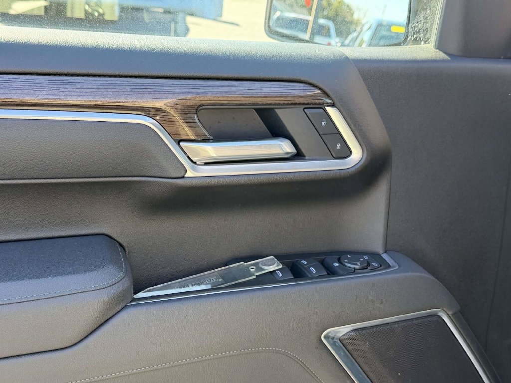 Used 2026 Chevrolet Silverado 1500 RST AWD/4WD image 16