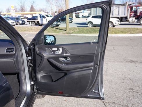 Used 2025 Mercedes-Benz GLE 450e GLE 450e image 28