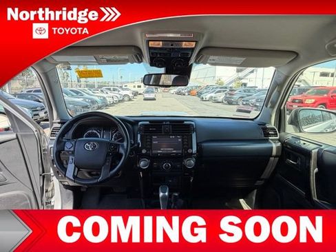 Used 2024 Toyota 4Runner TRD Off-Road Premium AWD/4WD image 8