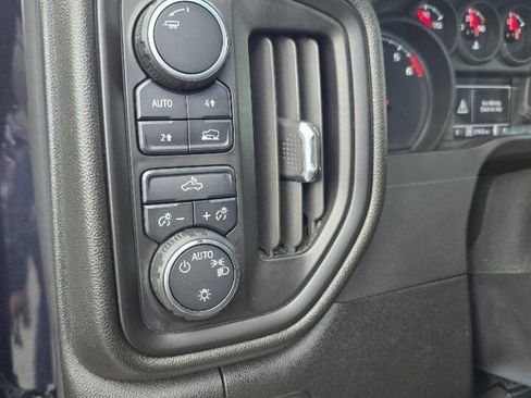 Used 2022 Chevrolet Silverado 1500 Custom AWD/4WD image 13
