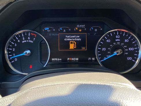 Used 2021 Ford Expedition Limited w/ Cargo Package image 19