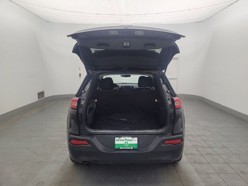 Used 2014 Jeep Cherokee Latitude w/ Comfort/Convenience Group FWD image 29