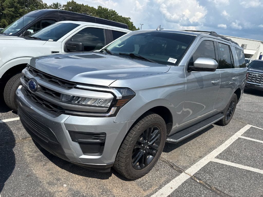 Used 2022 Ford Expedition XLT RWD image 19