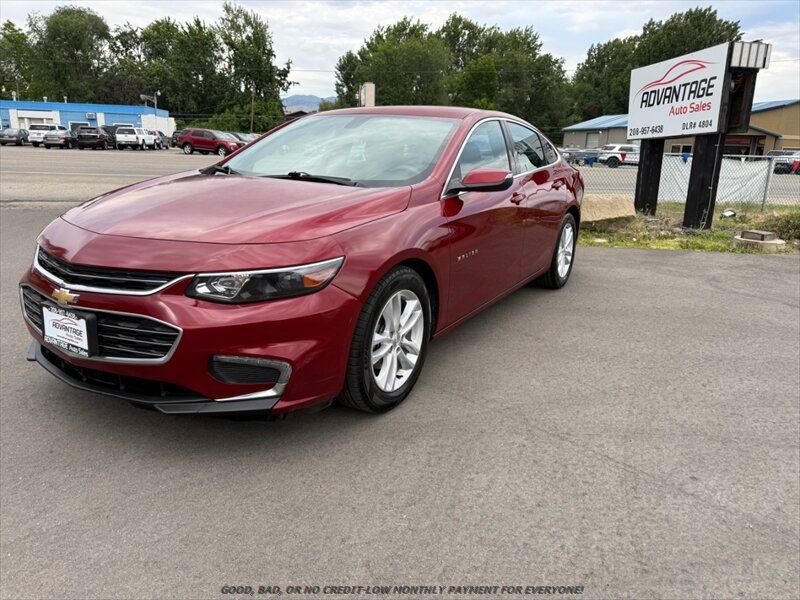 Used 2017 Chevrolet Malibu LT FWD image 3