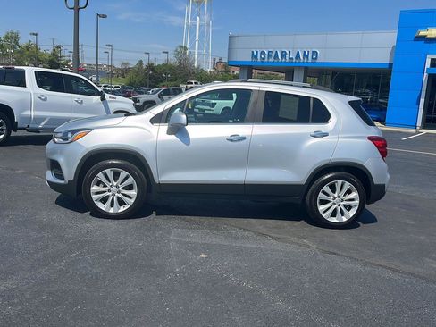 Used 2019 Chevrolet Trax Premier image 2
