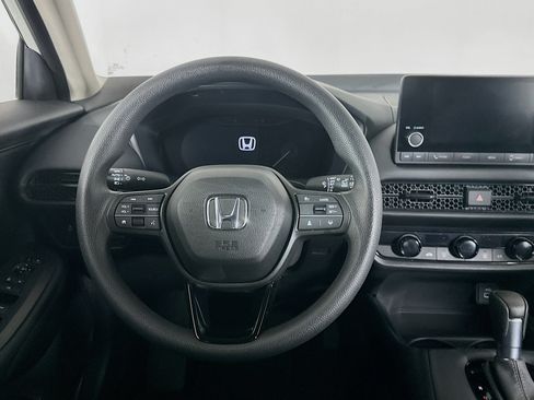 Used 2025 Honda HR-V LX image 17