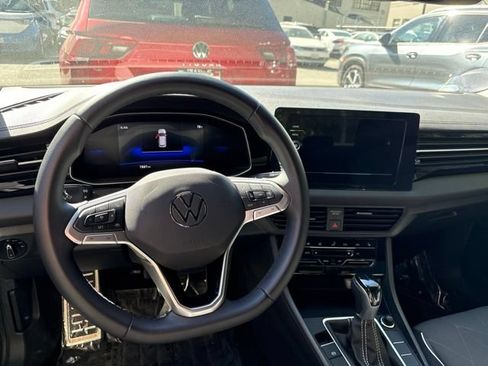 Used 2025 Volkswagen Jetta Sport FWD image 6