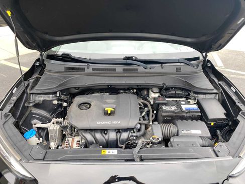 Used 2019 Hyundai Kona SEL AWD/4WD image 6
