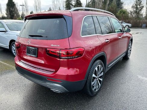 Used 2022 Mercedes-Benz GLB 250 4MATIC w/ Premium Package Lite image 2