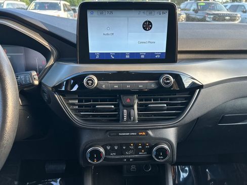Used 2025 Ford Escape Active AWD/4WD image 19