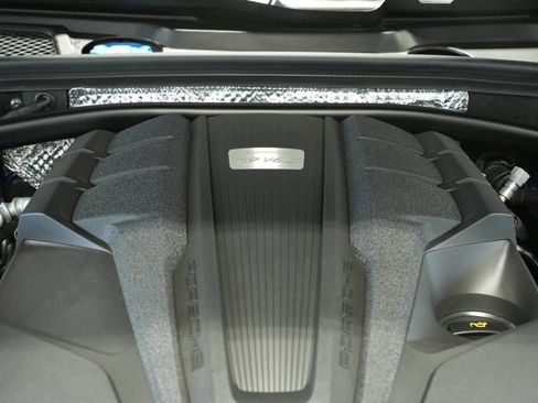 New 2026 Porsche Macan S AWD/4WD image 31