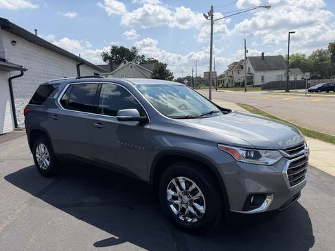 Used 2018 Chevrolet Traverse LT AWD/4WD image 6