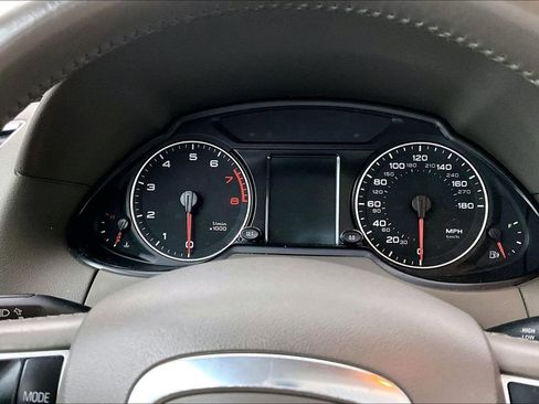 Used 2011 Audi Q5 2.0T Premium image 28