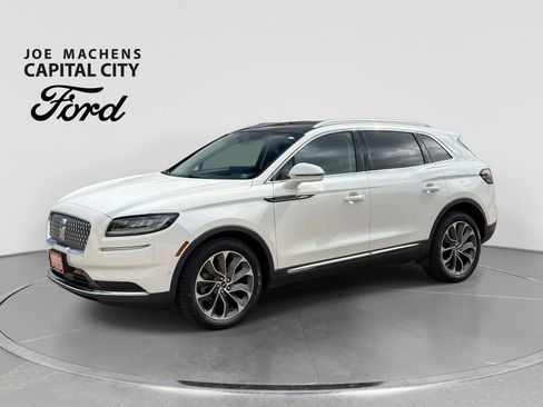 Used 2022 Lincoln Nautilus Reserve AWD/4WD image 9