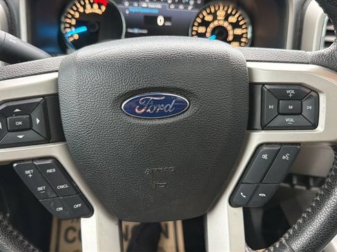 Used 2015 Ford F150 Lariat AWD/4WD image 25