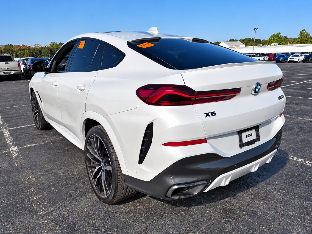 Used 2020 BMW X6 M50i w/ Executive Package AWD/4WD image 4
