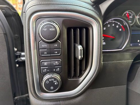 Used 2020 Chevrolet Silverado 1500 LT Trail Boss AWD/4WD image 14