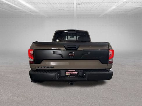 Used 2021 Nissan Titan PRO-4X w/ Pro-4x Convenience Package AWD/4WD image 7