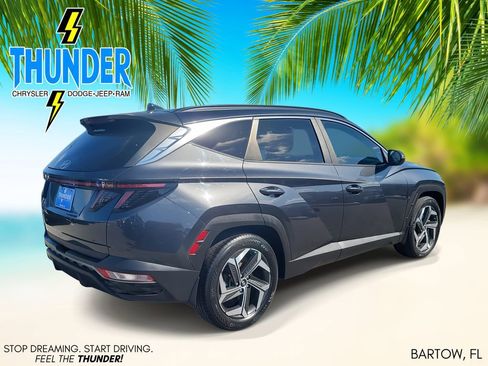 Used 2022 Hyundai Tucson SEL w/ Convenience + Premium Package image 4